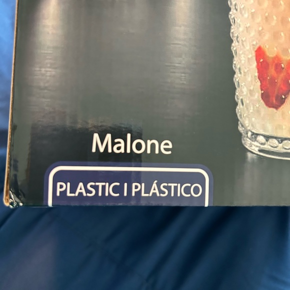 GIBSON HOME • Plastic 5 Piece Pitcher Set • Clear • - Picture 2 of 5